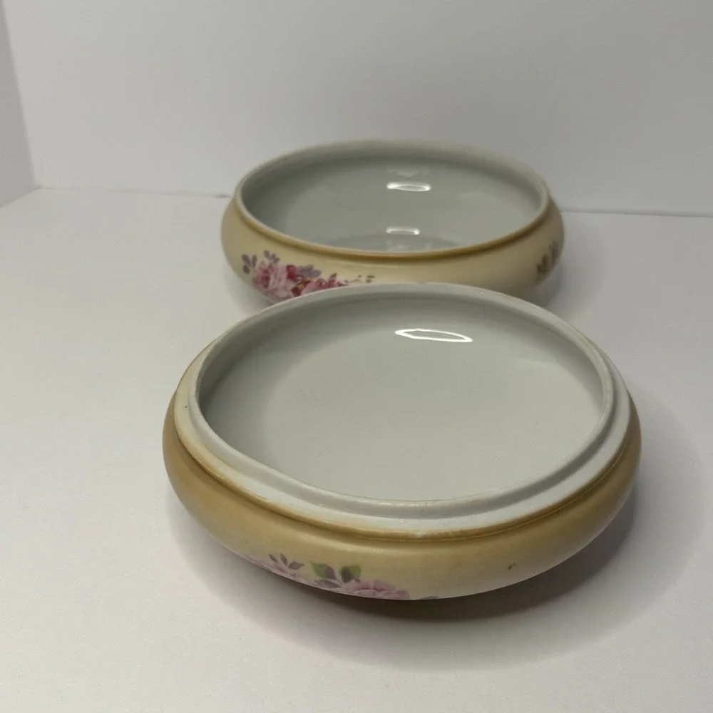 Vintage Victorian-Style Porcelain Collars and Cuffs Dresser Box